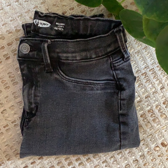 Girls’ black skinny ripped jeans (girls 16) - Picture 3 of 6